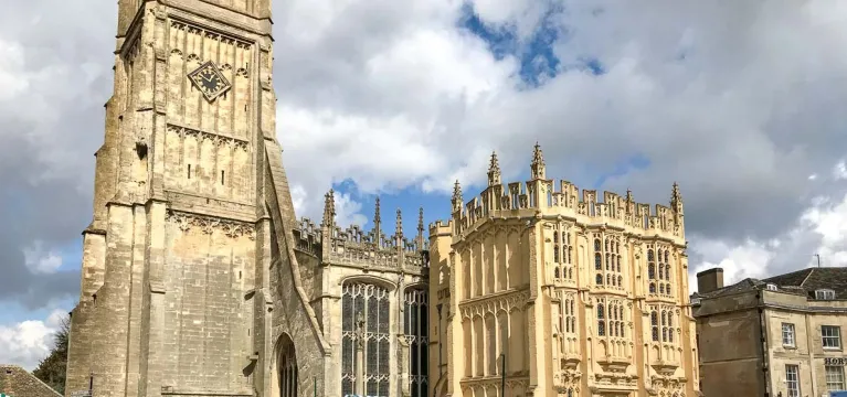 Places to Visit In Cirencester: A Guide image