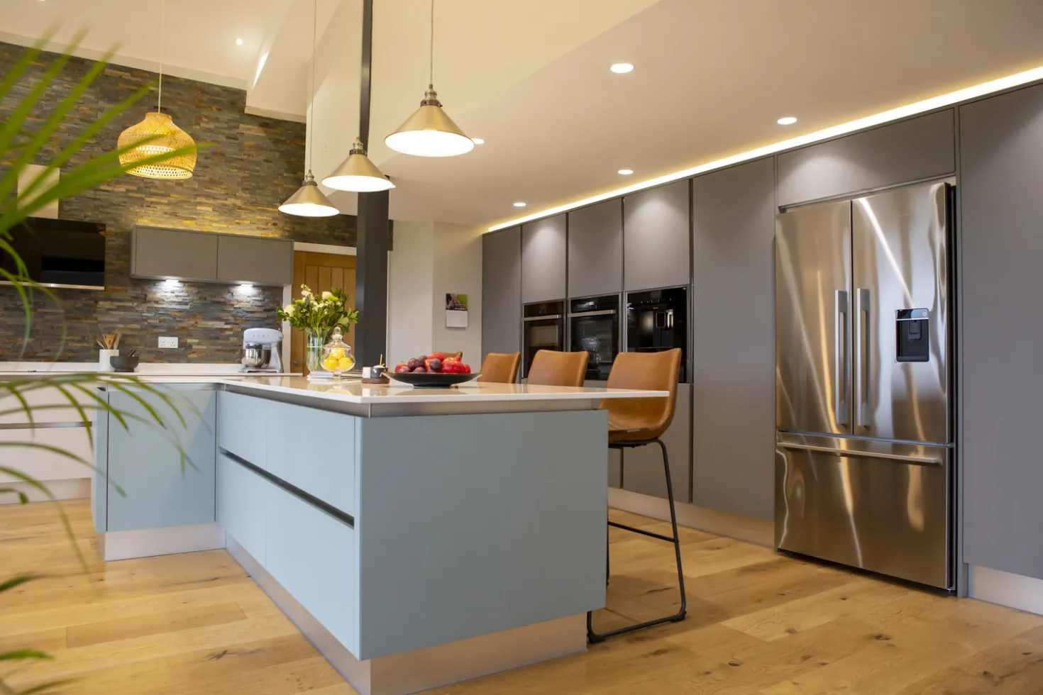 Modern Barn Conversion Handleless Kitchen image