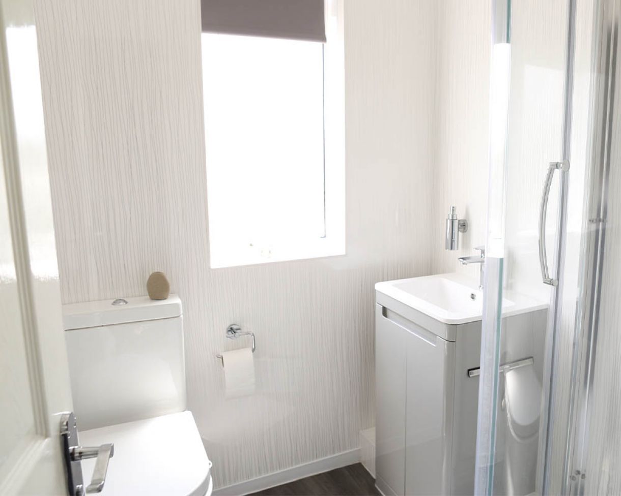 Modern Bathroom Case Study in Filton - 5D2342e1bc686 Case StuDy Main Image