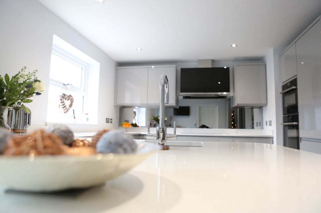 Kitchen Case Study: Smoked Mirror Splashback and Gleaming White