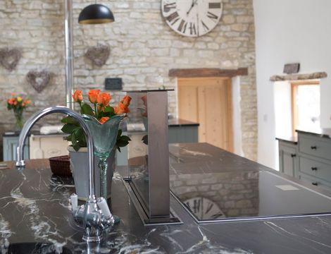 How To Buy A Kitchen Worktop image