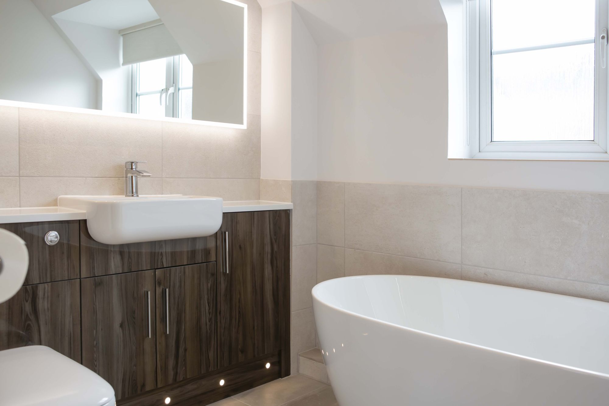 Bathroom ensuite neutral palette renovation project