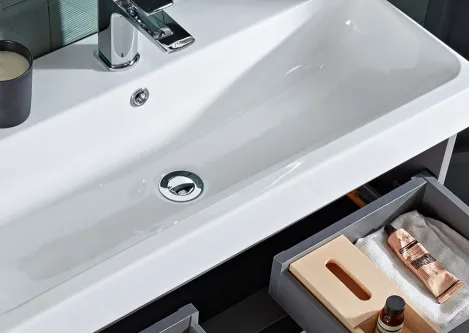 ROPER RHODES BATHROOM FURNITURE