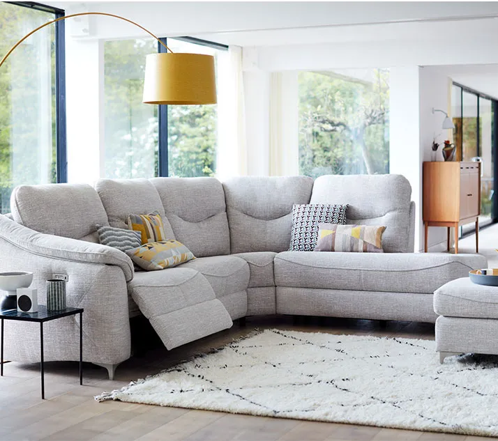 MODERN & TRADITIONAL SOFAS
