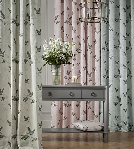 Omsorg Valg spiller Ready Made Curtains - Gardiner Haskins Cirencester